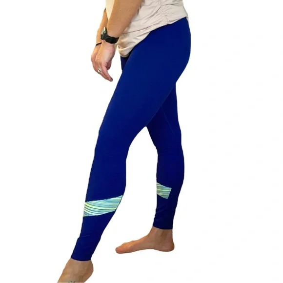 EUC Under Armour Size Med - Picture 3 of 5